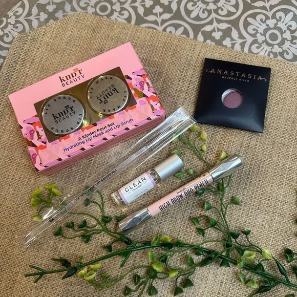 Beauty Lot 5pc Set Eyeshadow Lip Pout Set High Brow Duo Flat Brush ALL NEW - Picture 7 of 7